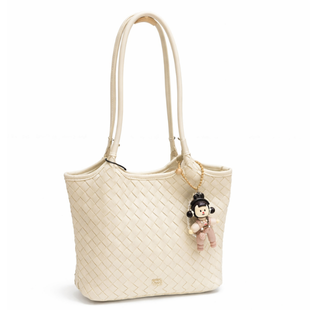 Túi Xách Nữ YNHI Woven Charm hover